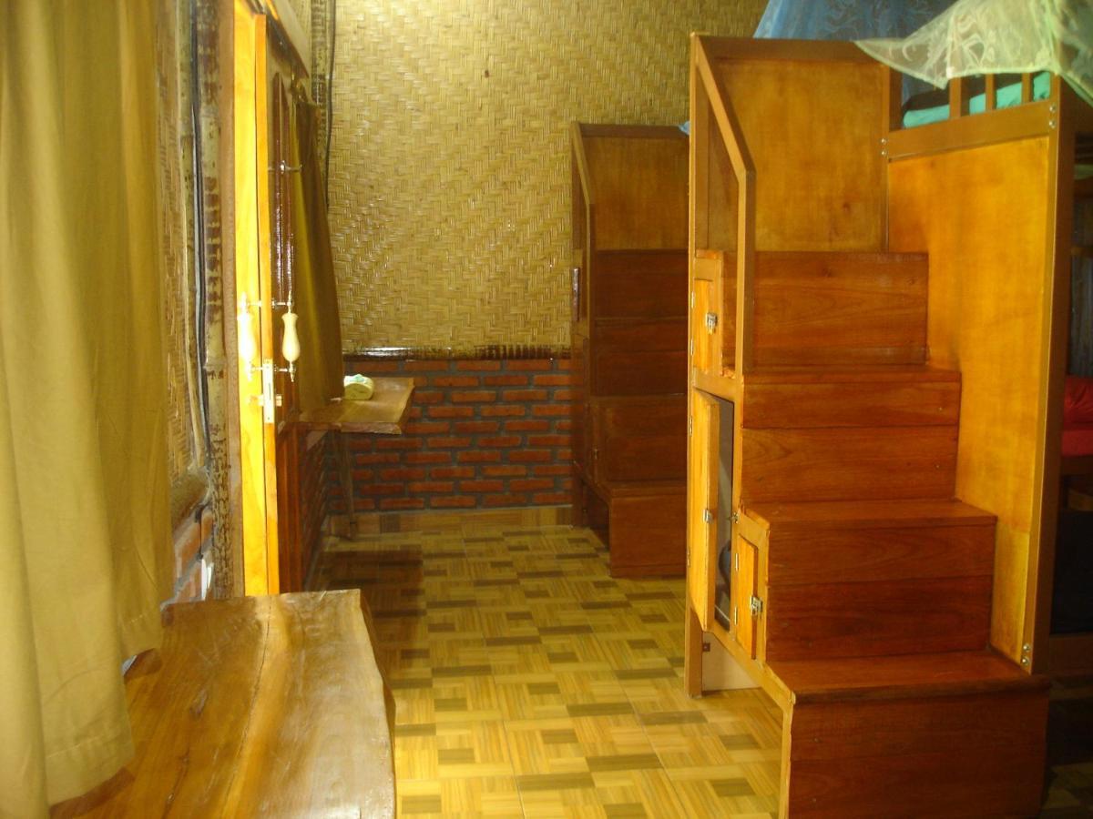 Singaraja Dormitory Sedap Malam מראה חיצוני תמונה